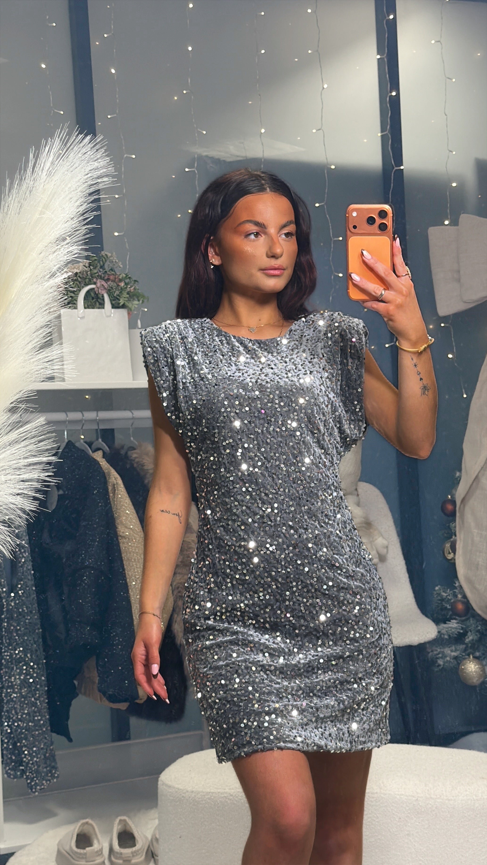 Robe épaulettes gris